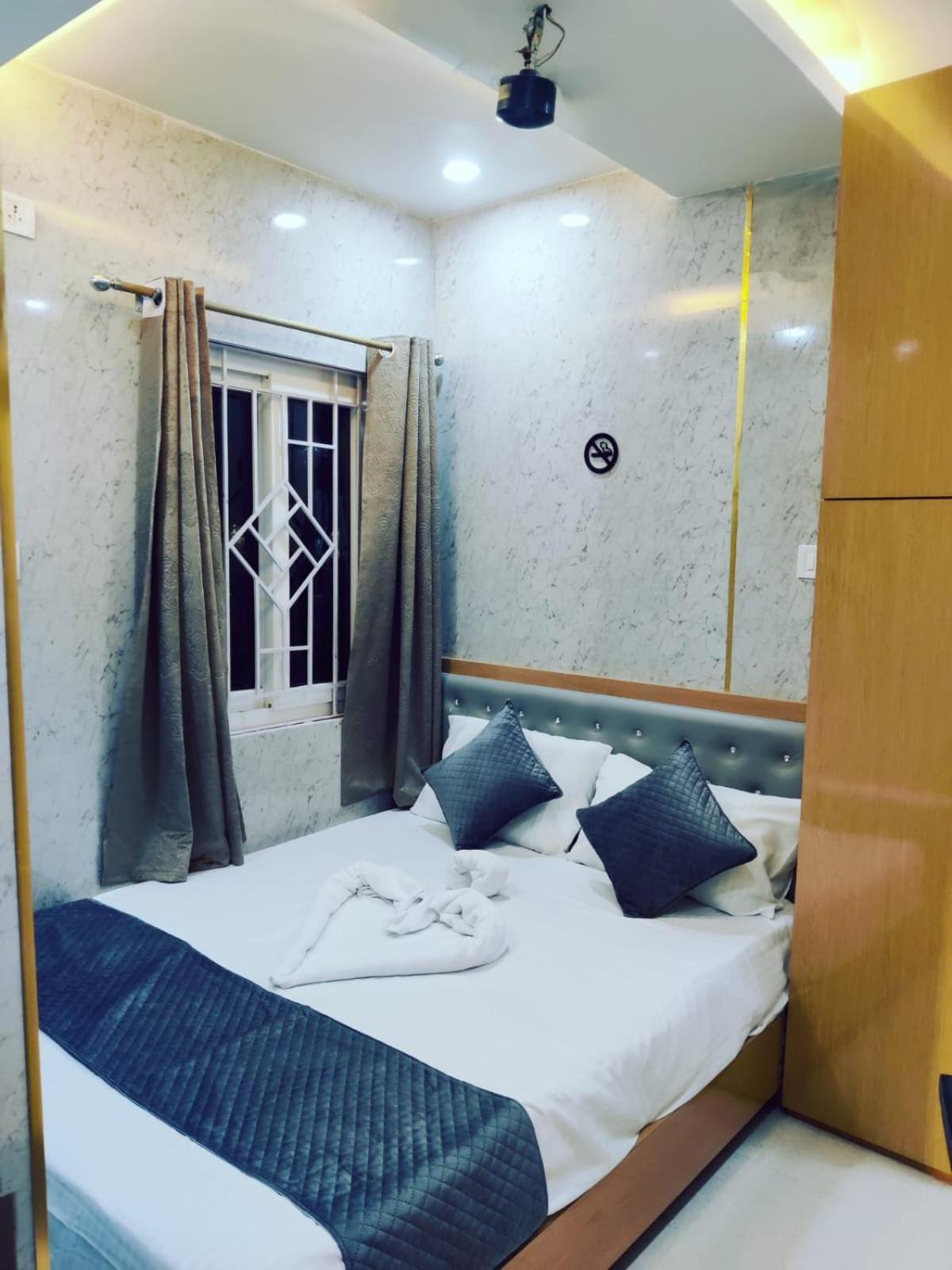Royal Inn Γουβαχάτι Εξωτερικό φωτογραφία